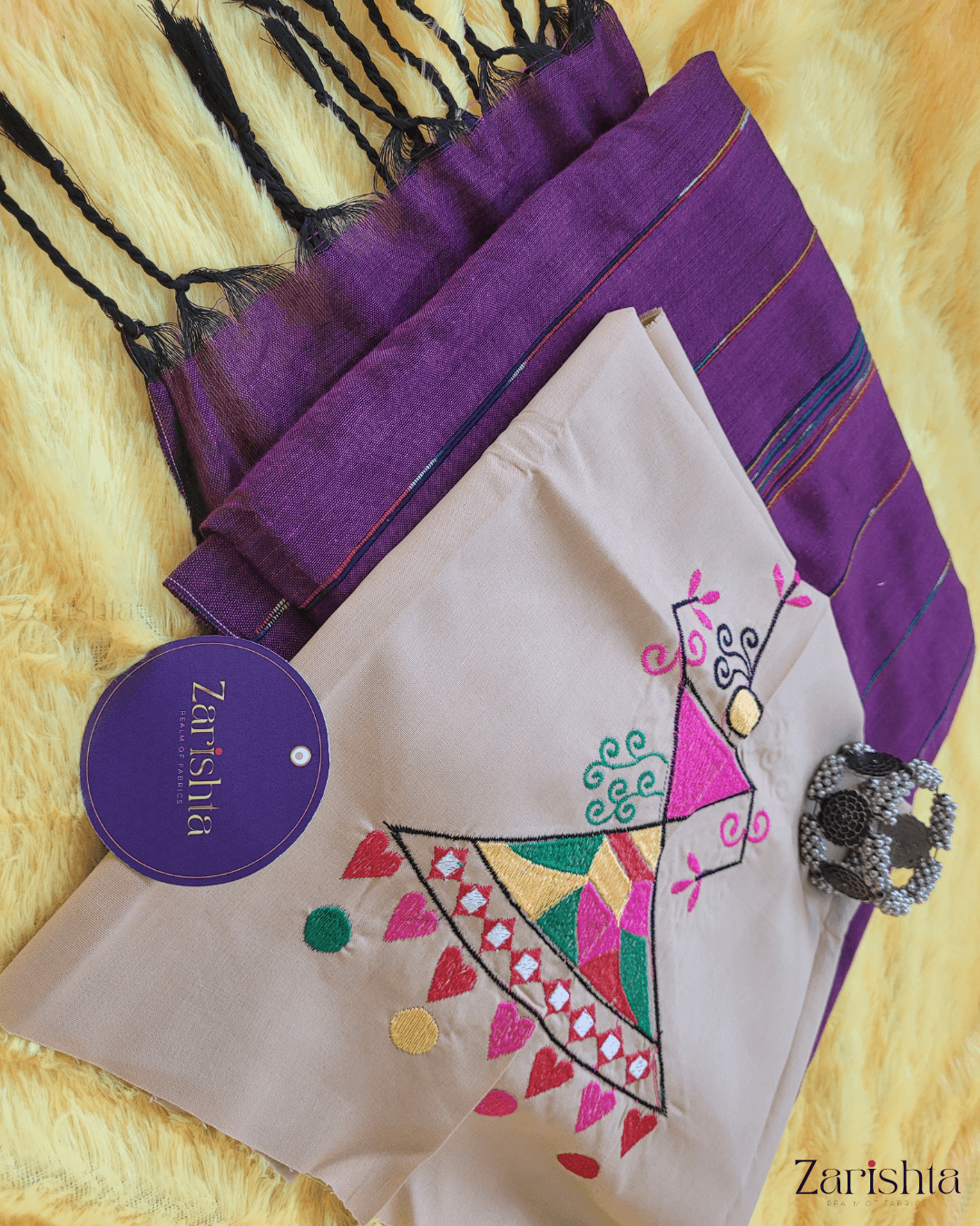 9-2.png Handloom Saree - Image 1